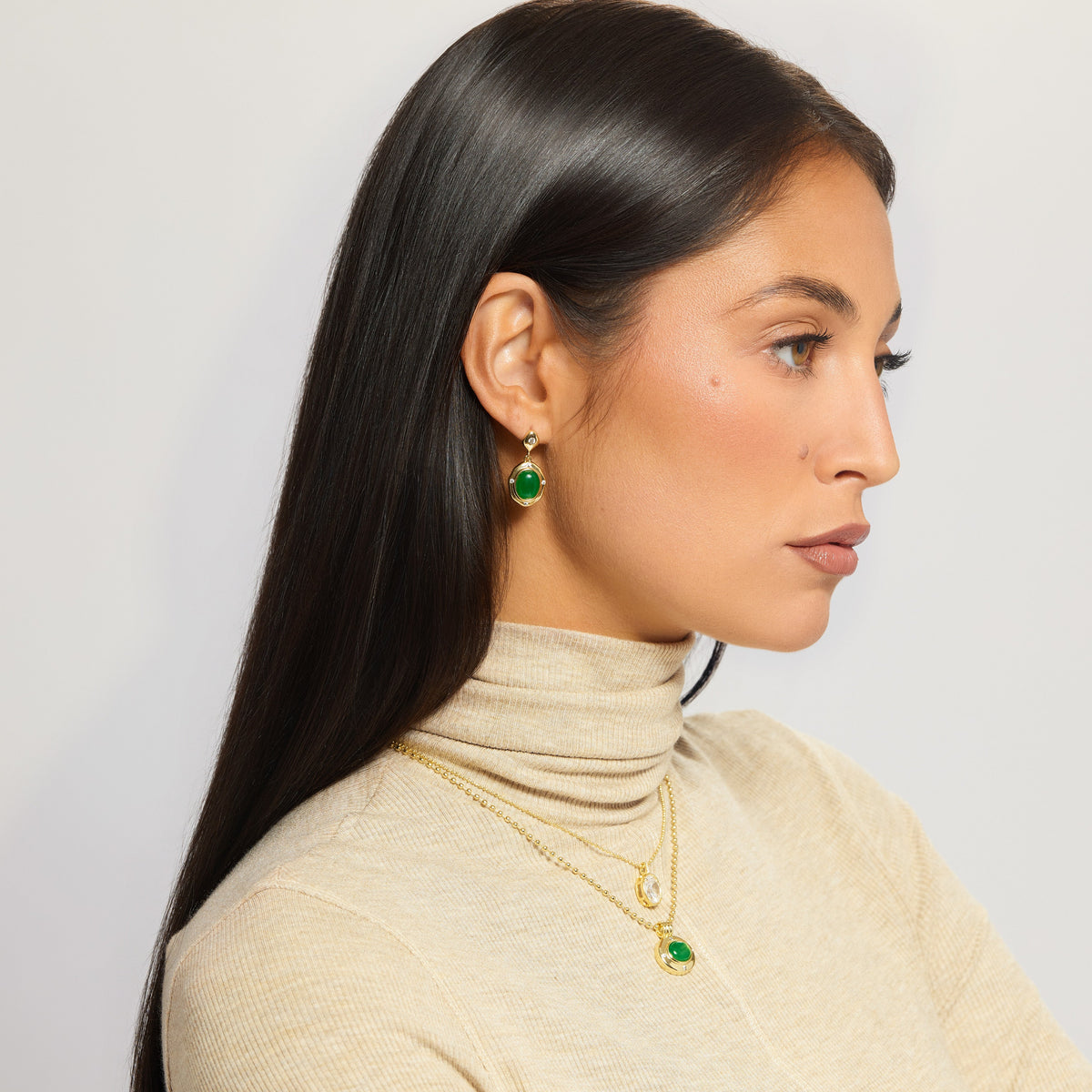 Gilded Halo Green Agate Bezel Pendant Necklace