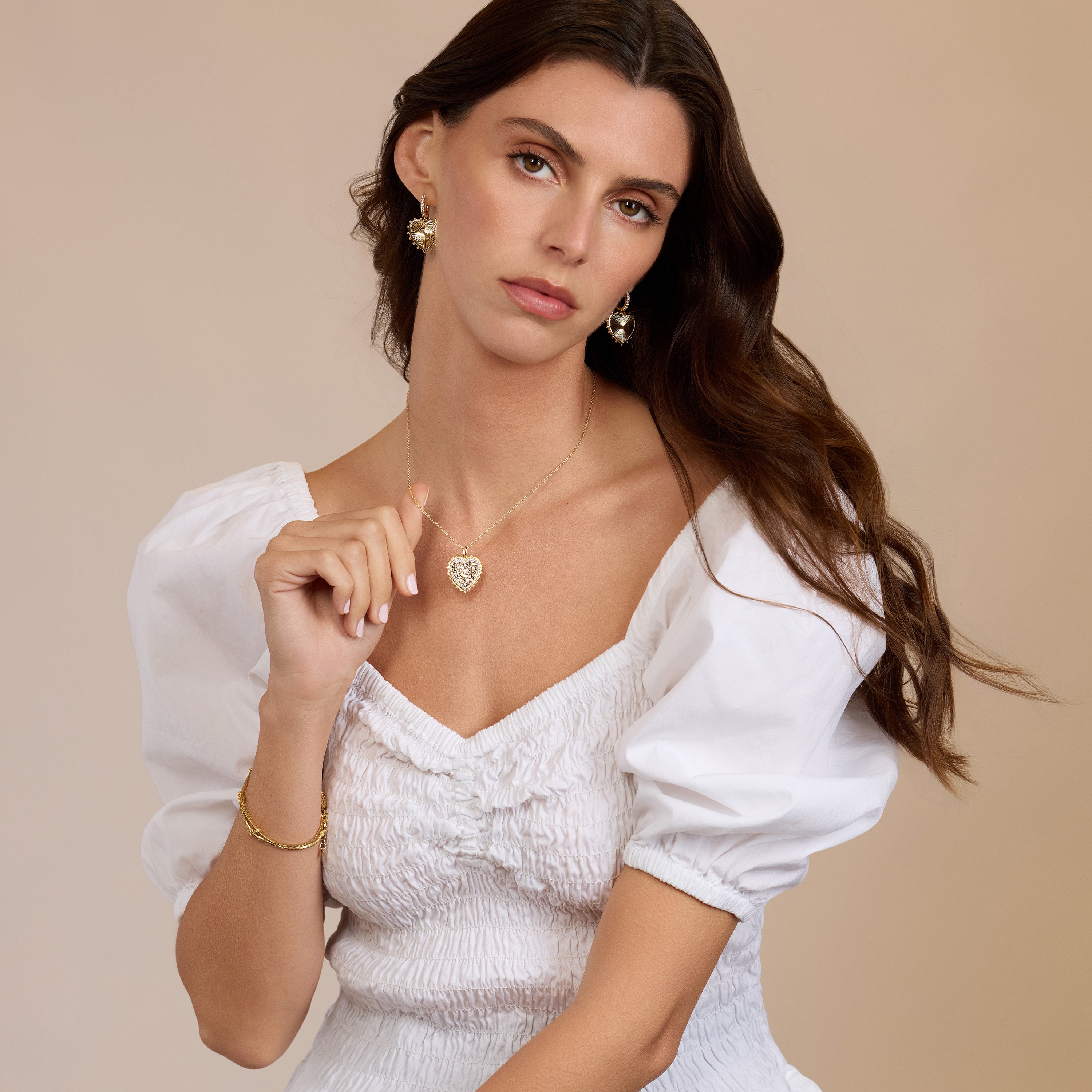 Amore Lucente Heart Earrings