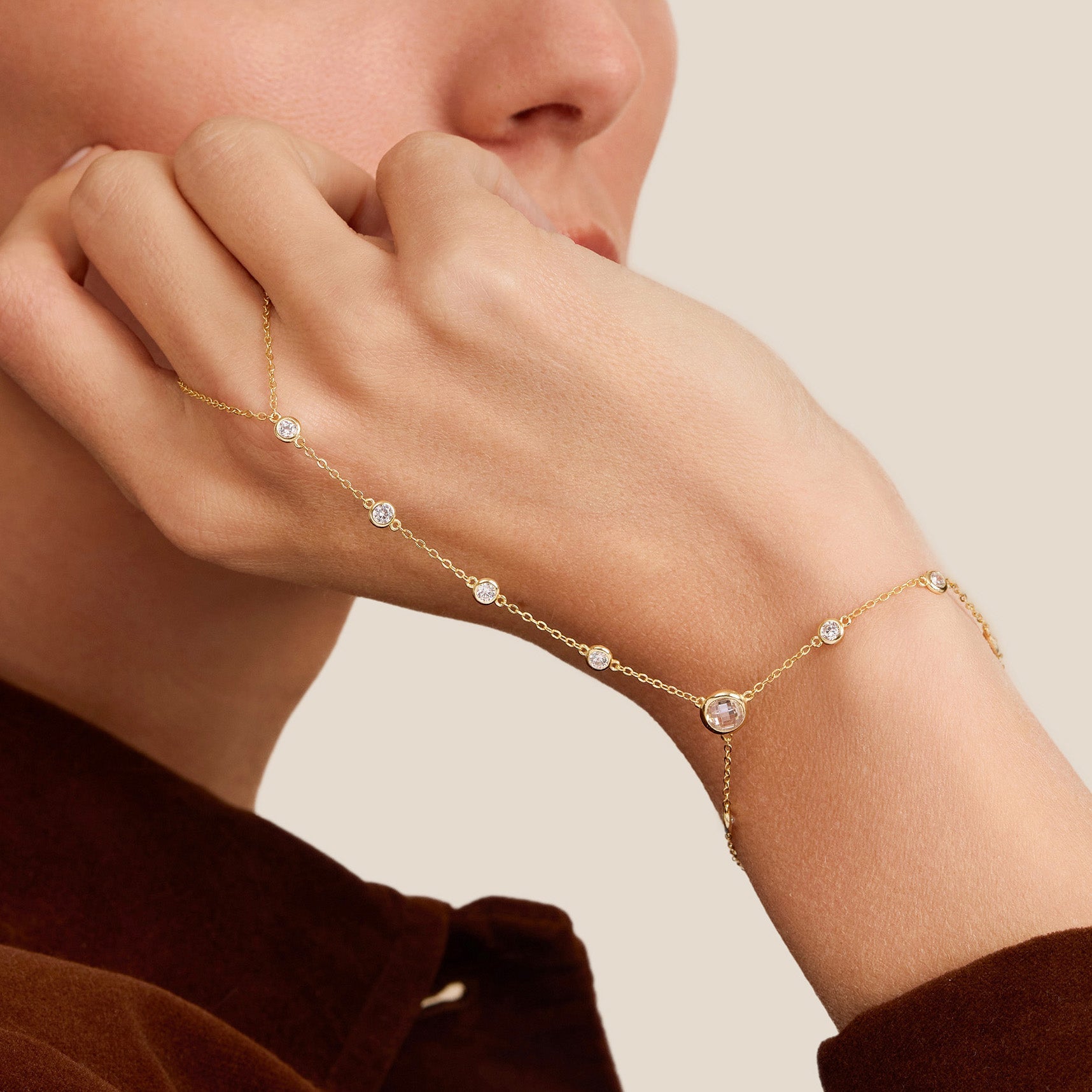 The Piana Hand Chain