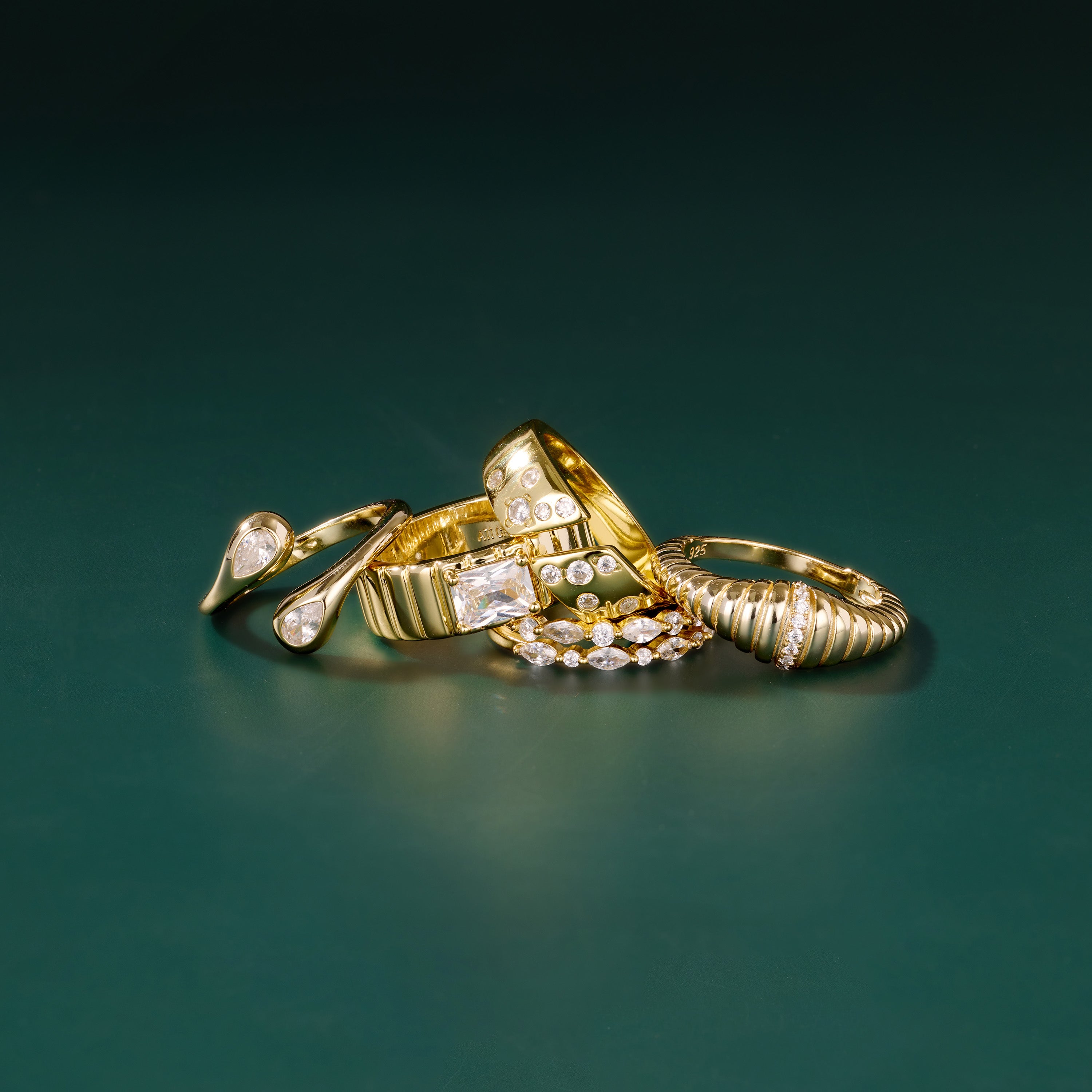 The Muse Signature Ring