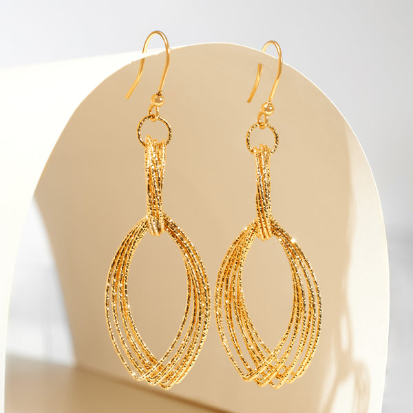 Diamond Cut Twist Cascade Earring