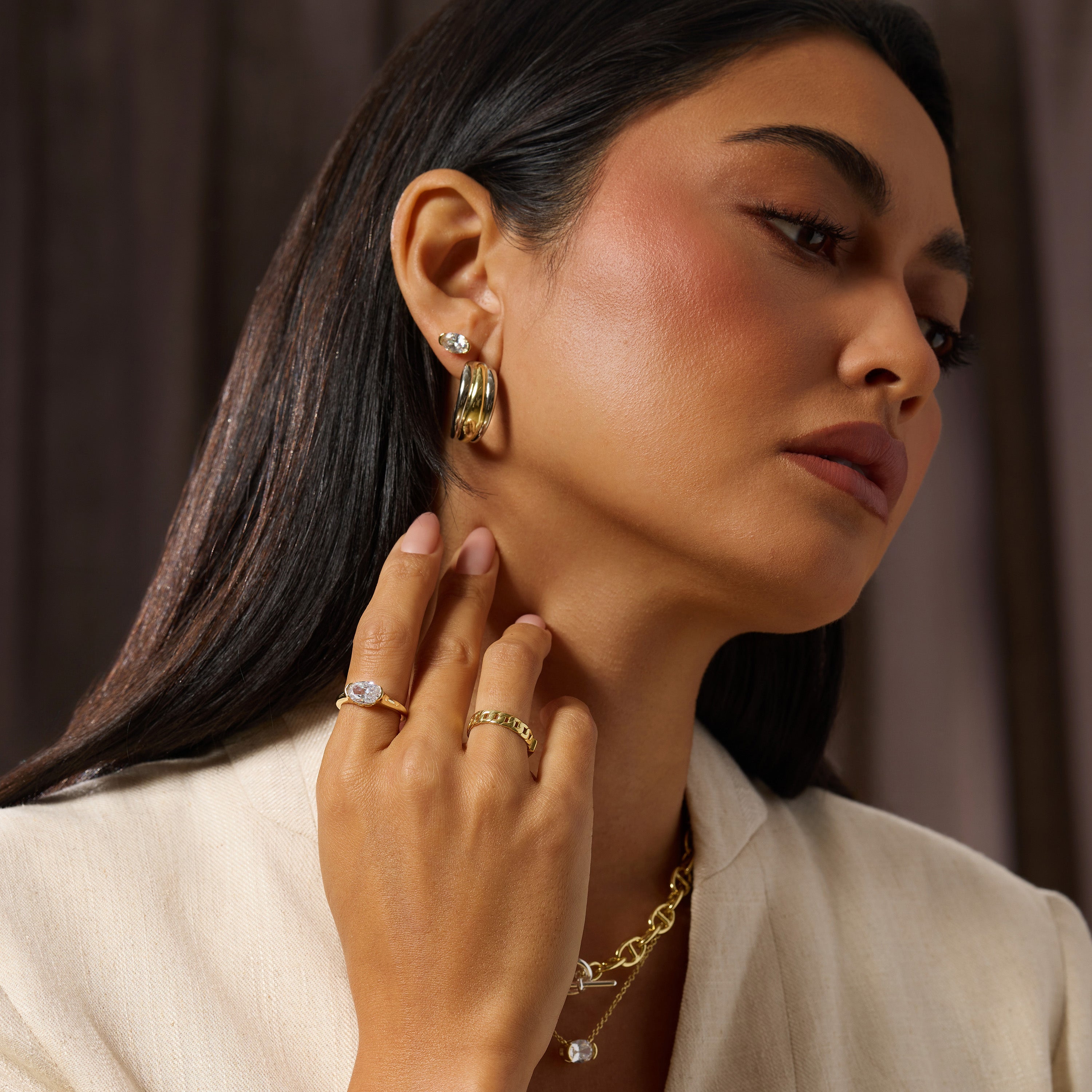 Elara Oval Stud Earrings