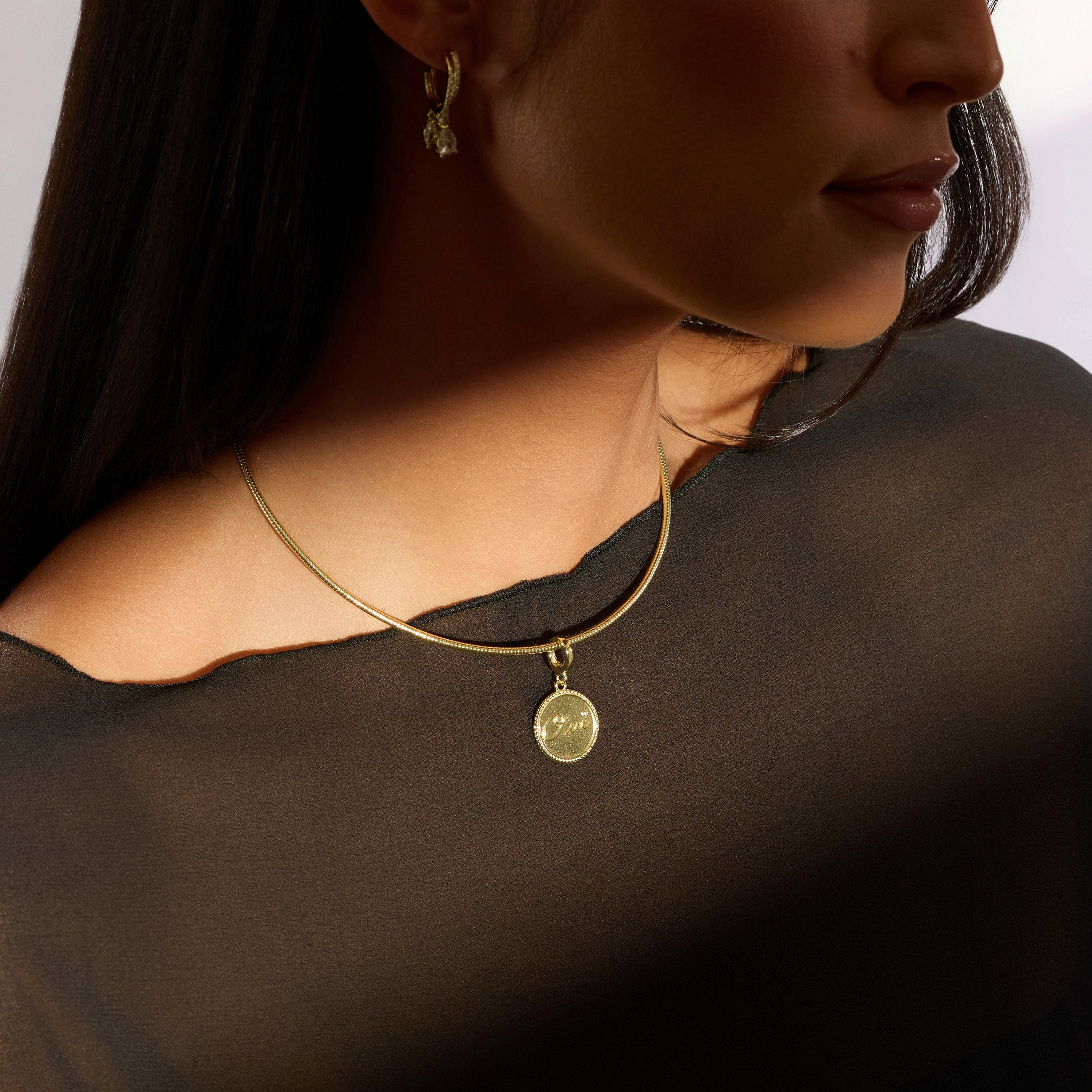 Oui Medallion Charm