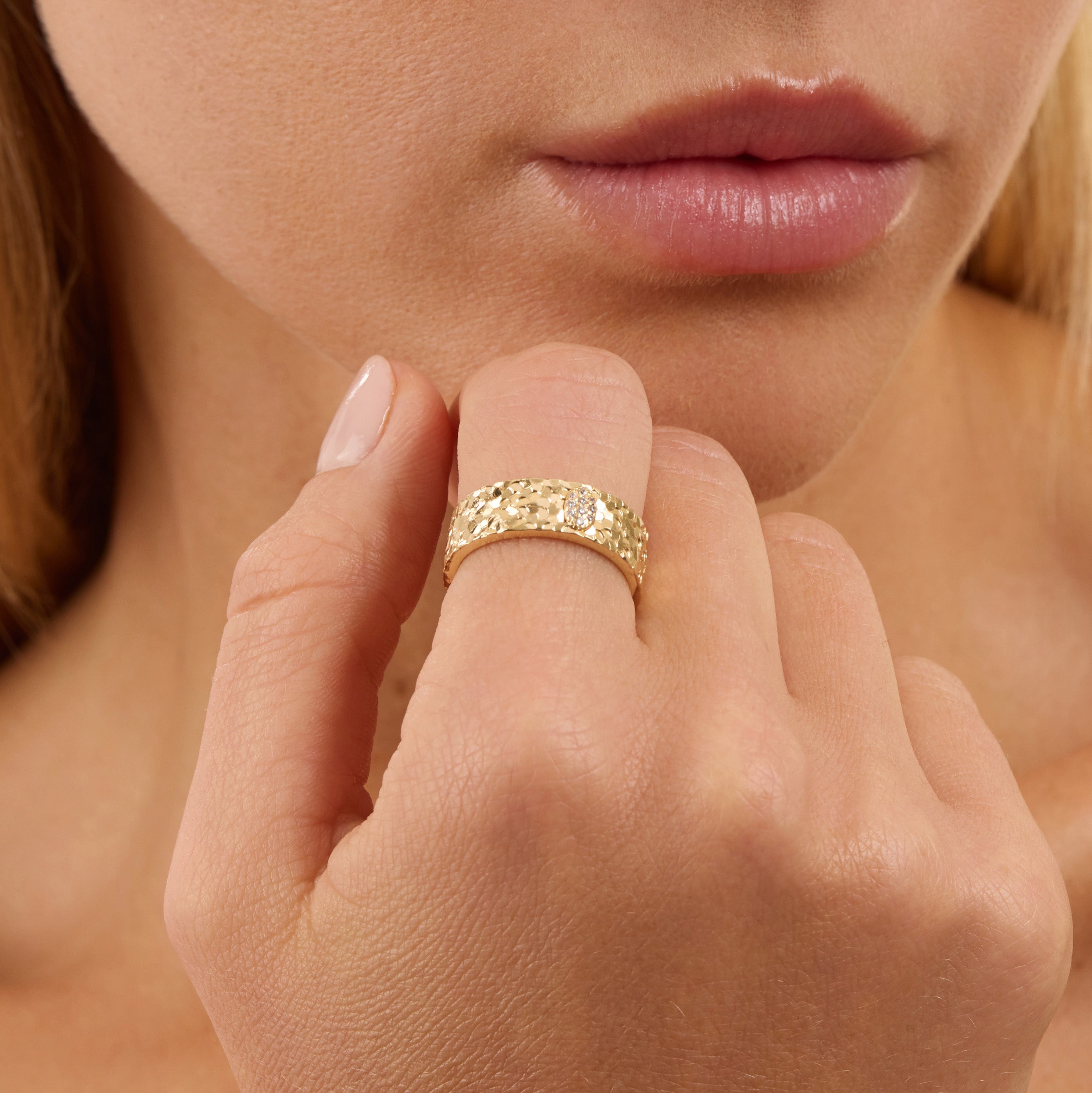 Oasis Textured Ring