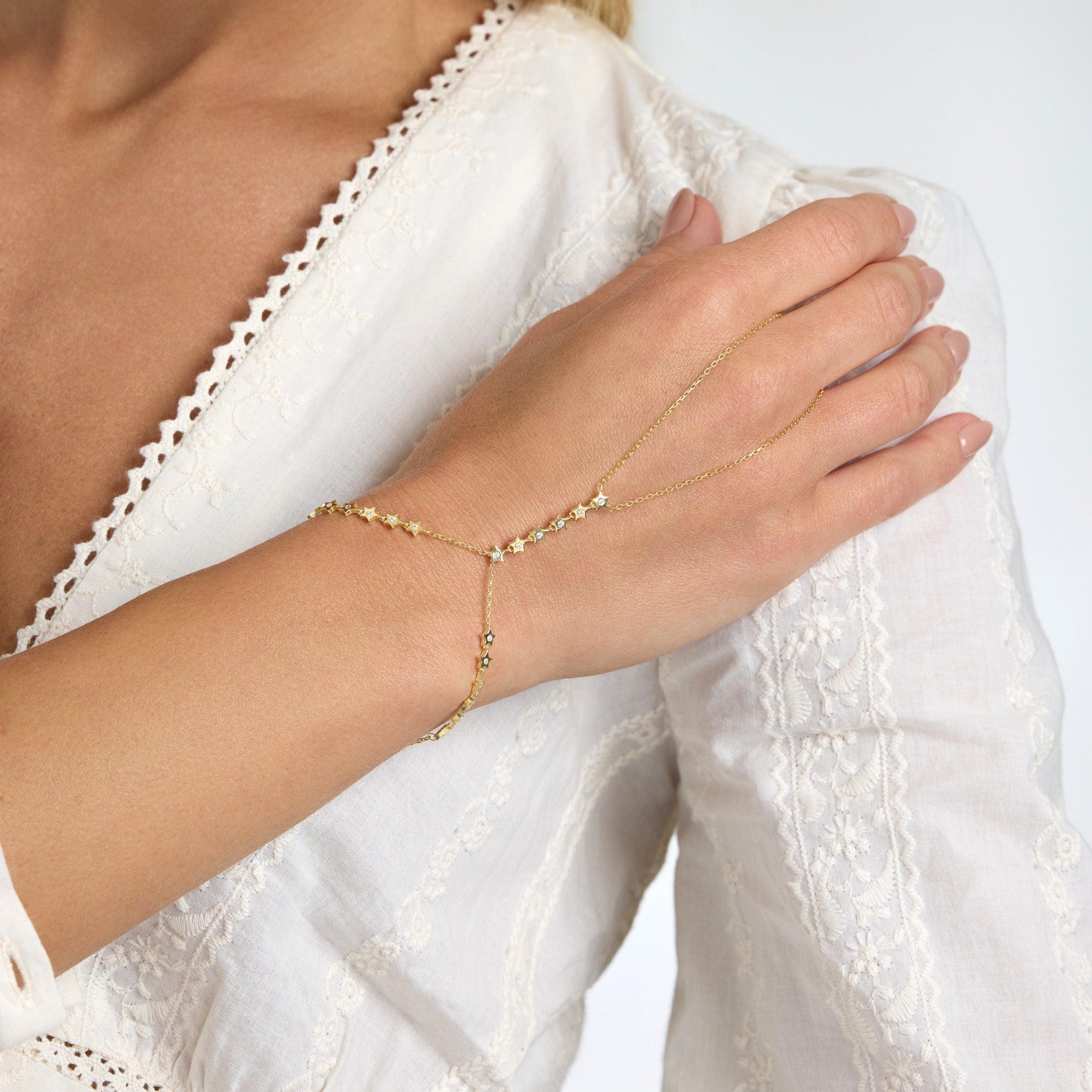 The Desert Star Hand Chain
