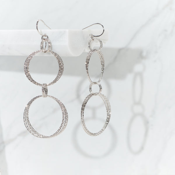 Dangling Circle Drop Earring